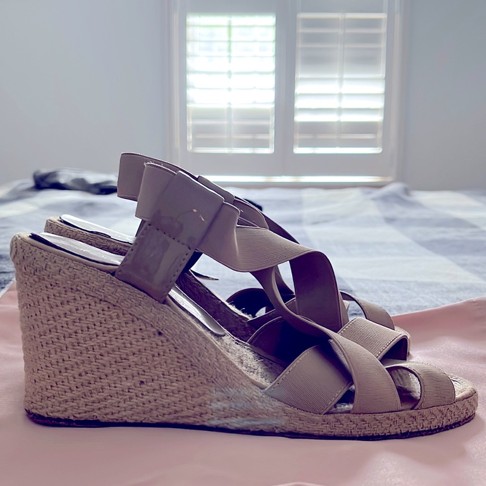 Andre Assous Nude Wedges, Used